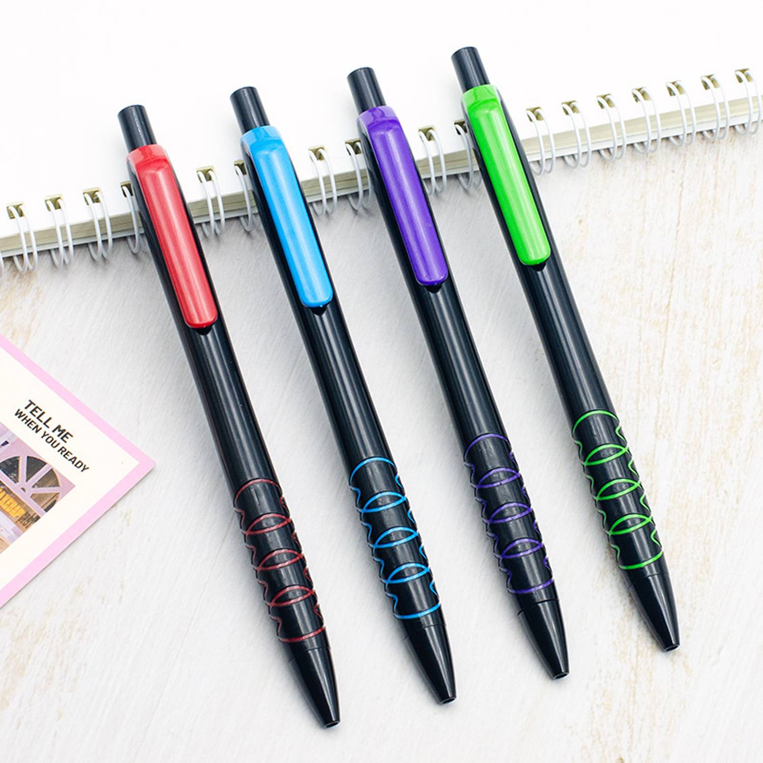 Retractable Plastic Ballpoint Pen 1