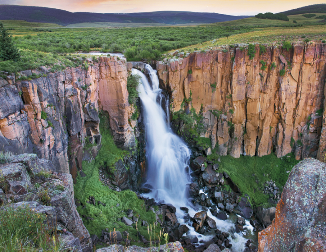 Good Value™ Rocky Mountains - Spiral Calendar 11