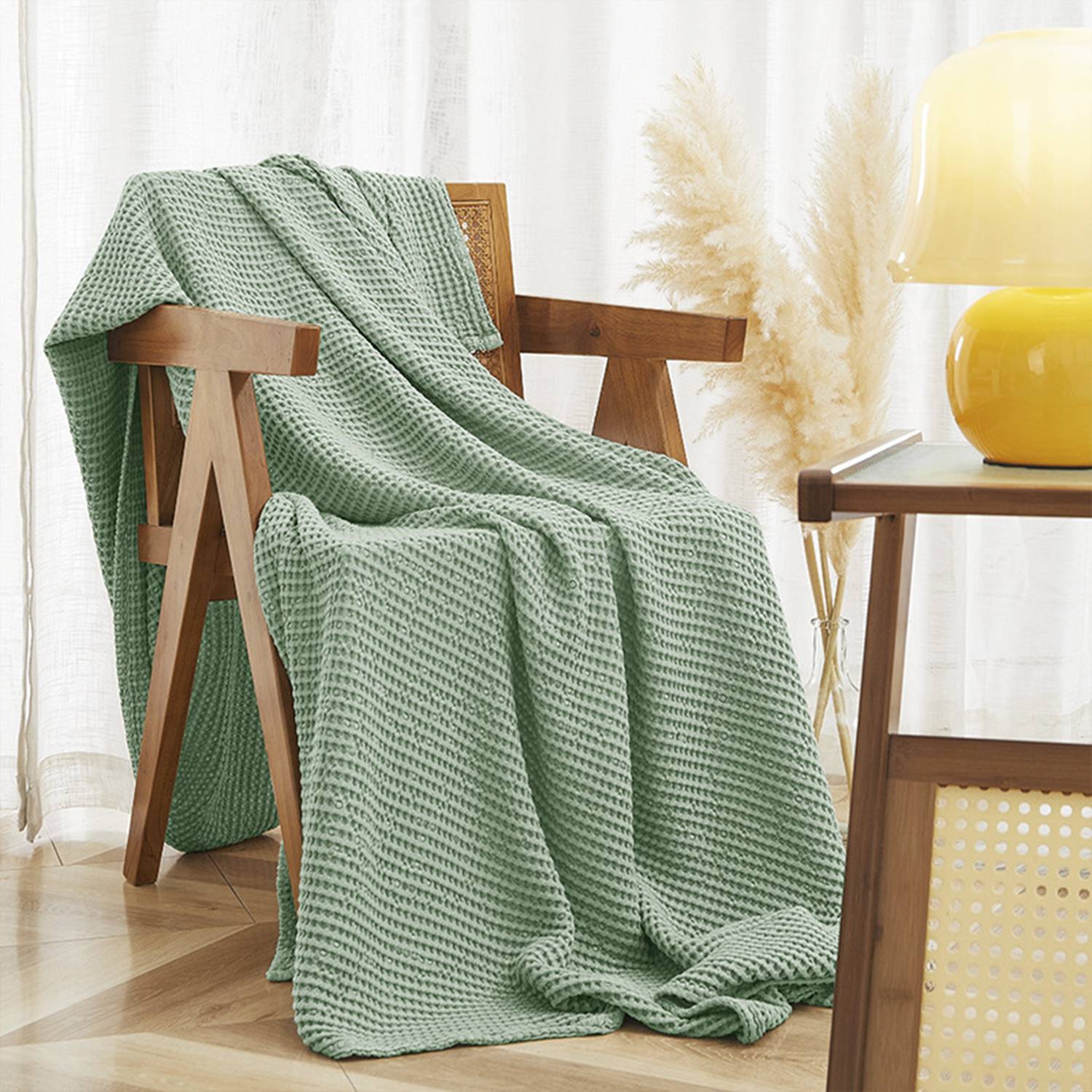 Bedsure Cooling Cotton Waffle Queen Size Blanket 3