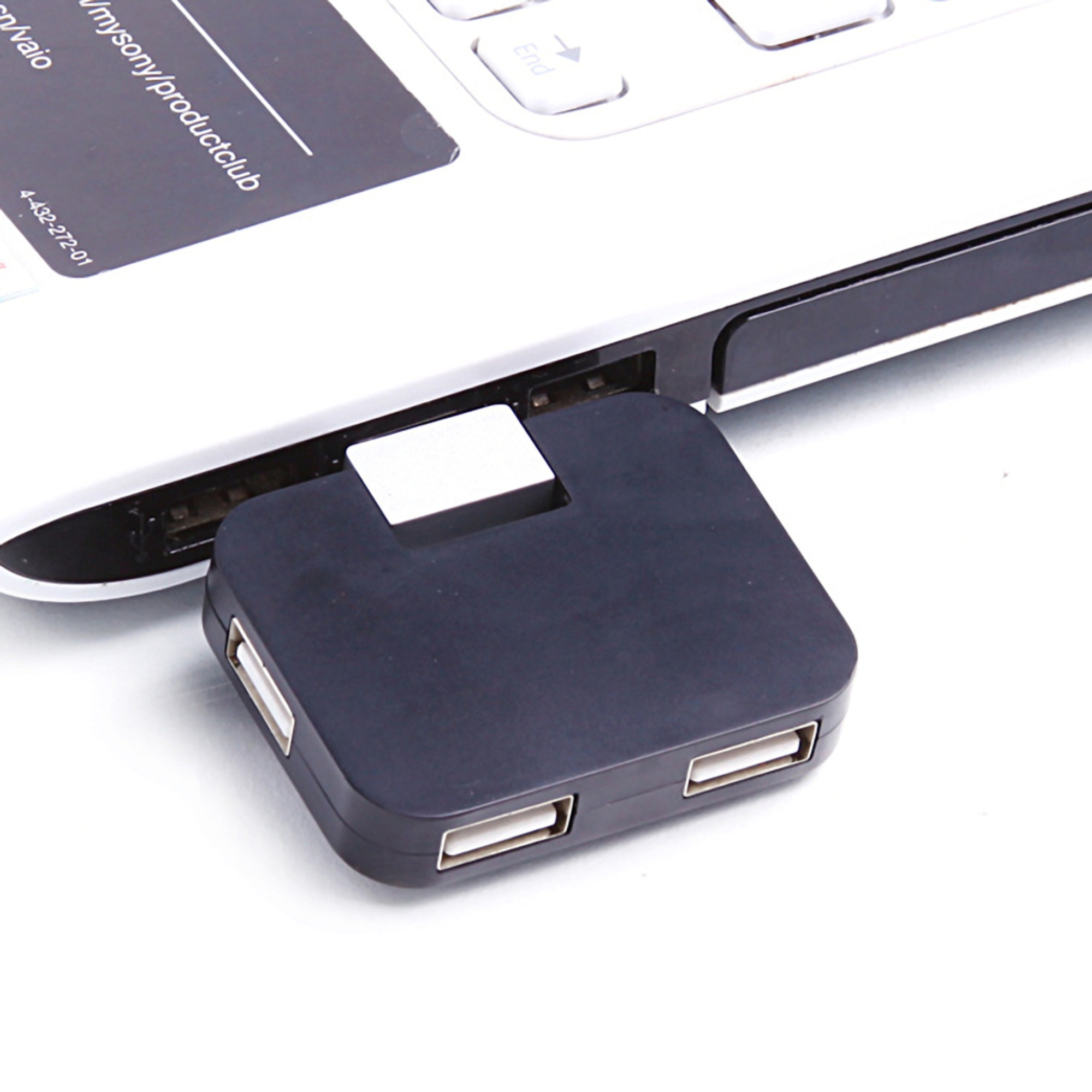 4-Port Mini USB Hub 3