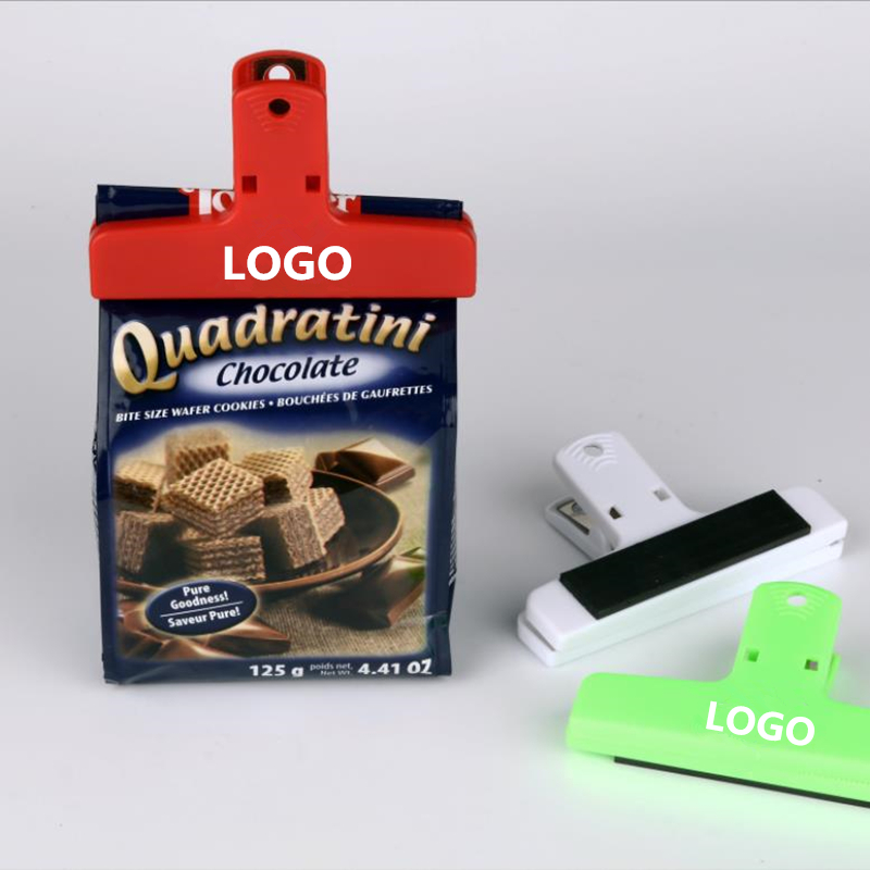 Magnetic Food Clip 5