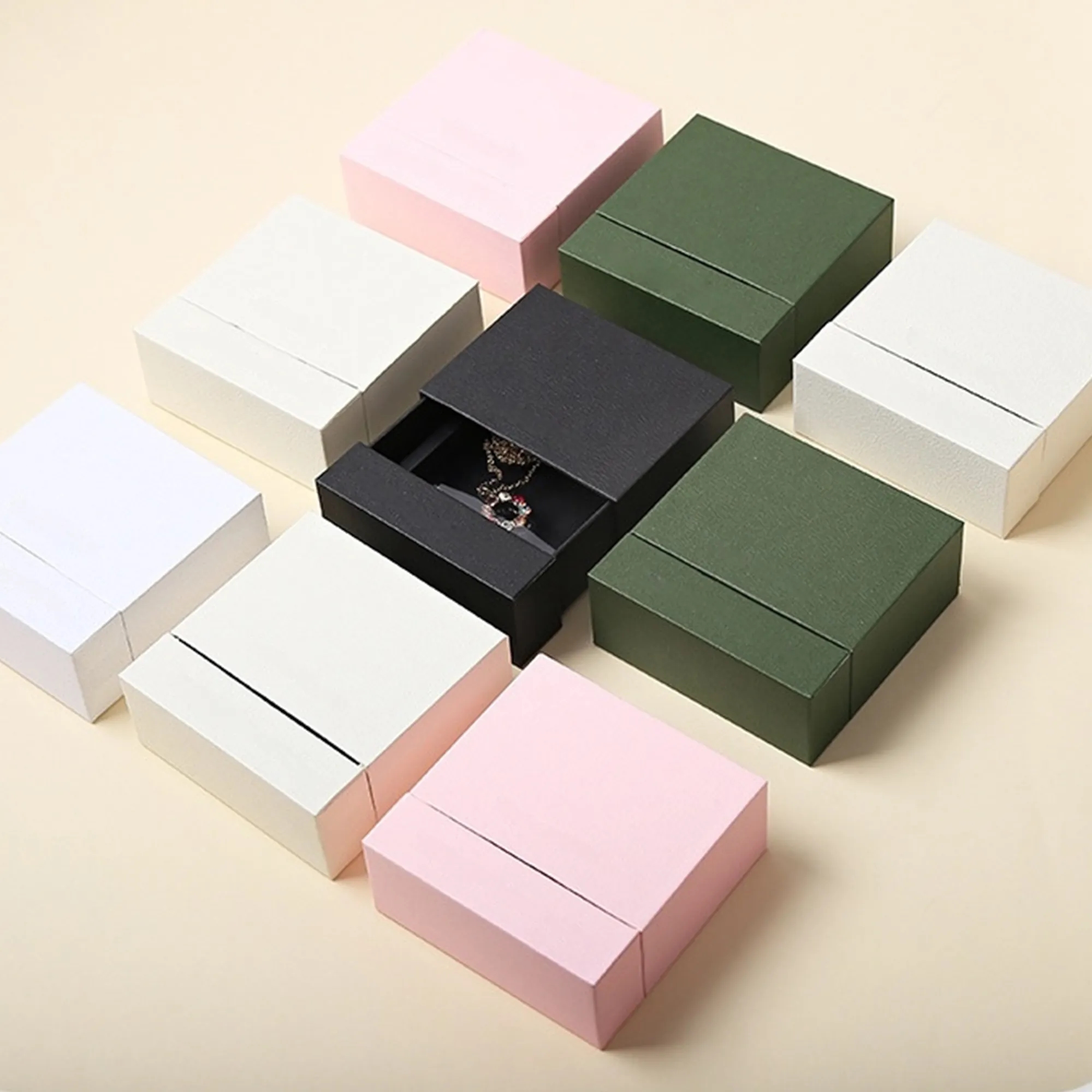 Pull-Out Box 8