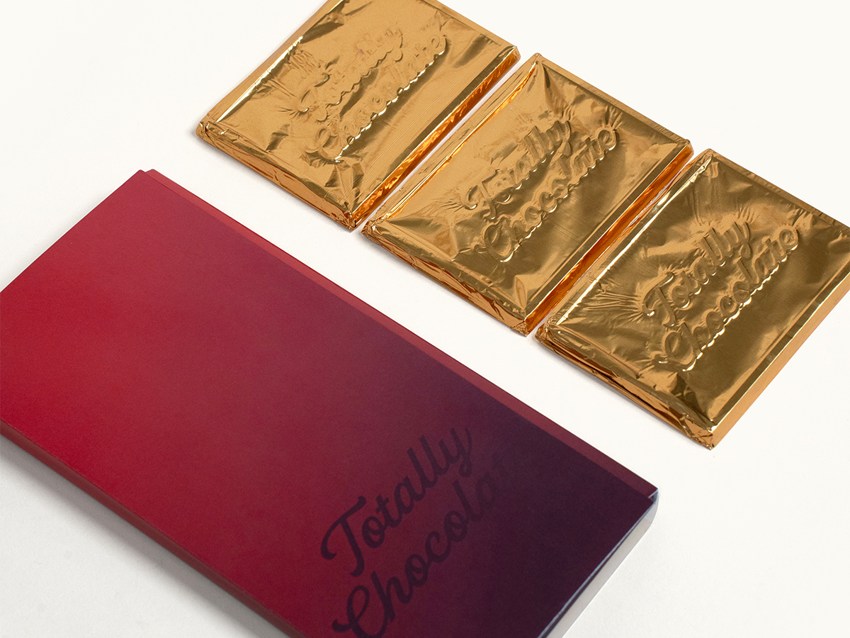Deluxe Chocolate Storyteller with 3 Custom Engraved Chocolate Bars 5