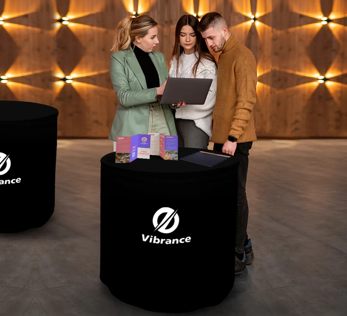 Round Fitted Table Cover (31.5" x 29") 1