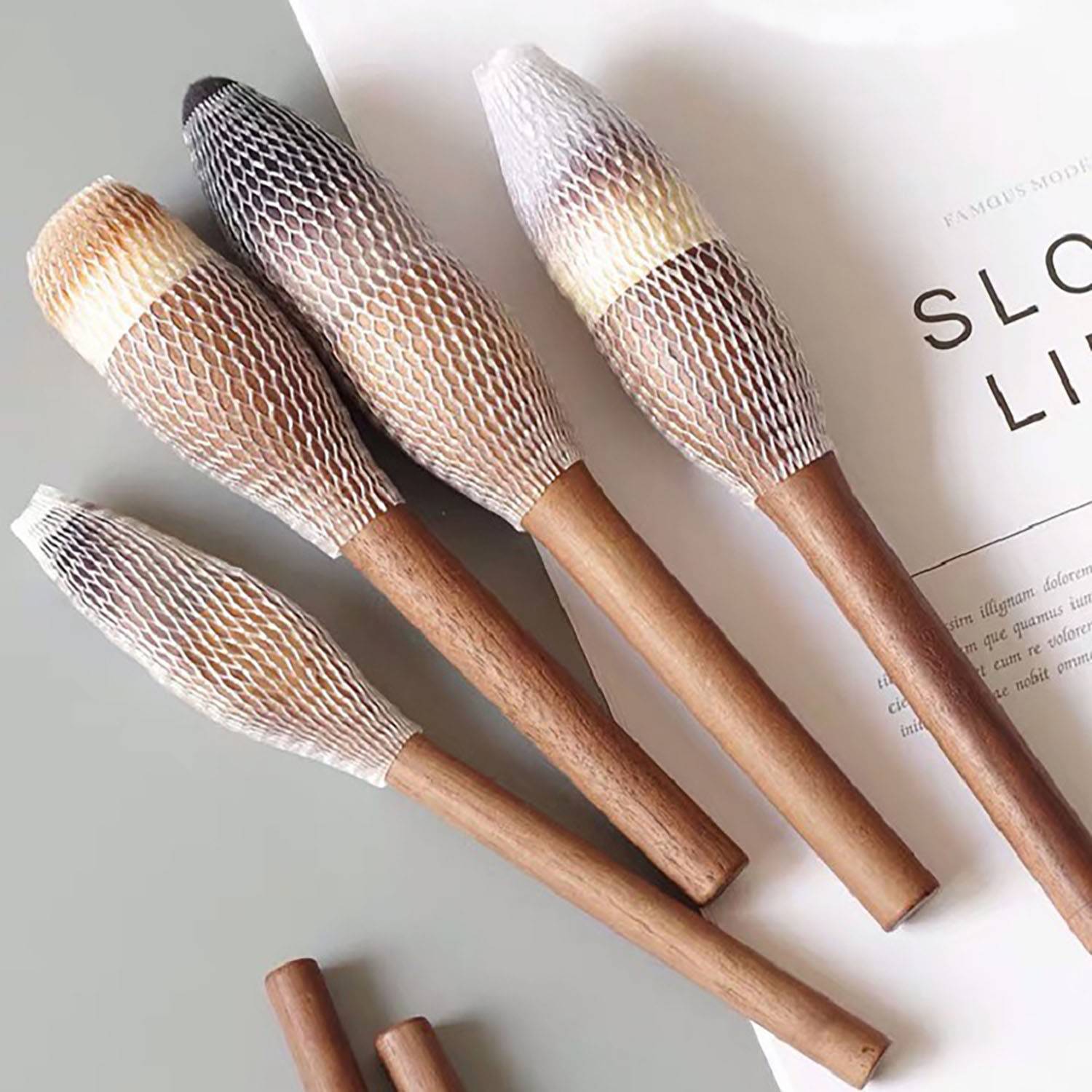 Wood Makeup Brush Set 2