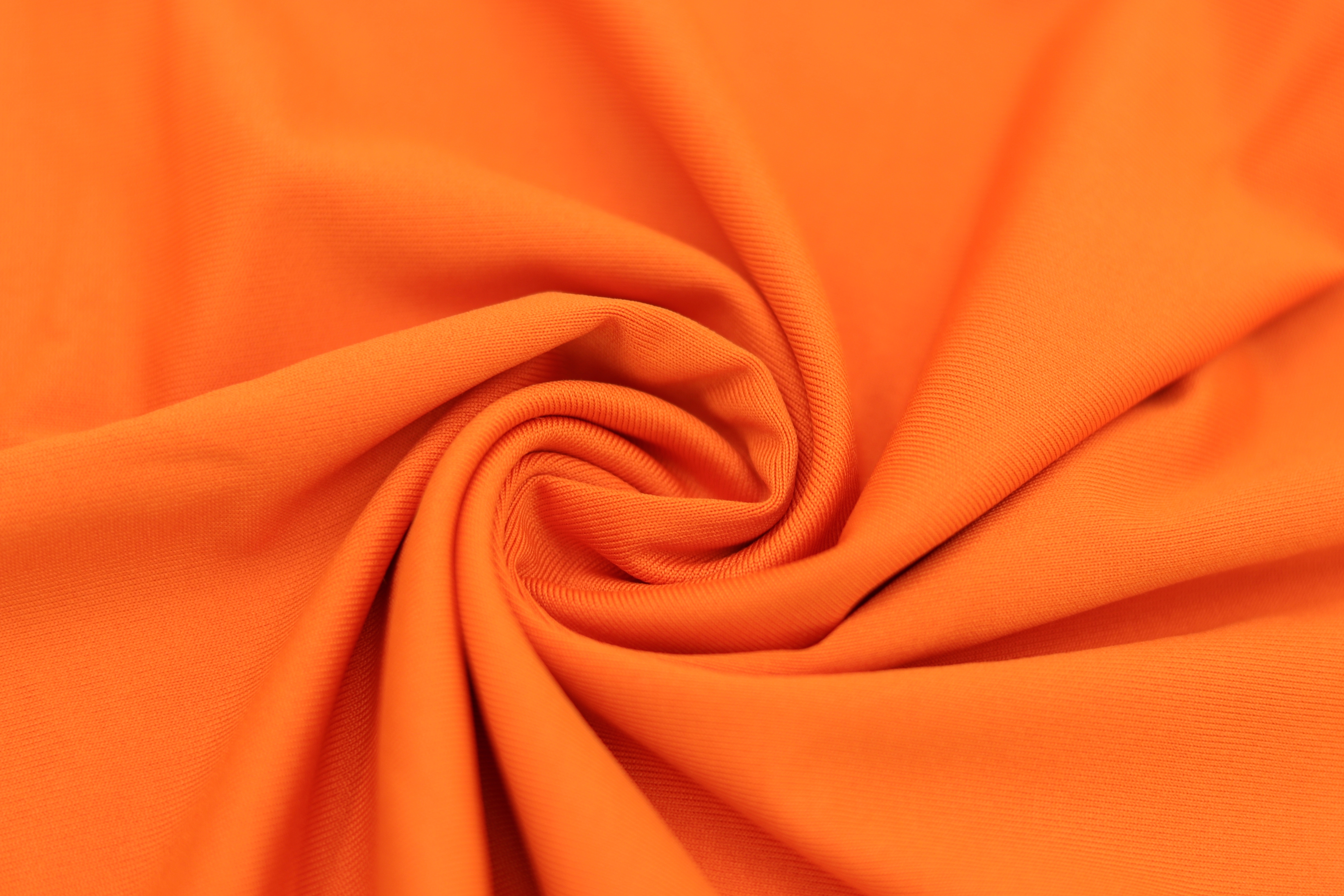 Multi scar neck gaiter