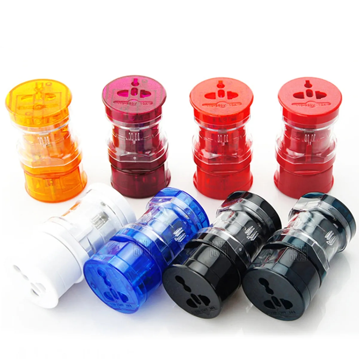 International Universal Plug 3 In 1 Travel Adapter 2