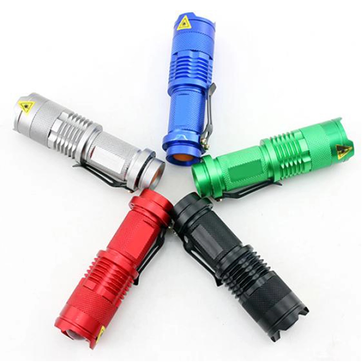 Q5 Zoomable Flashlight Torch 5