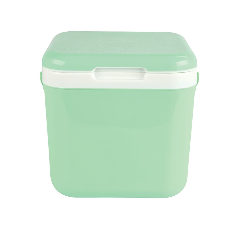 Mix 4-Can, 4.8 Qt Personal Lunch Box Cooler 38