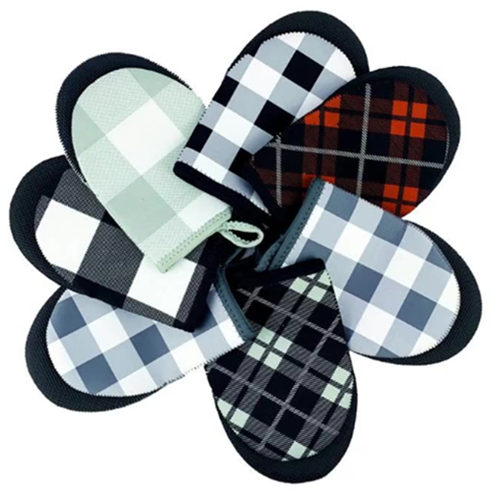 Plaid Pattern Neoprene Pot Holder Oven Mitten 2