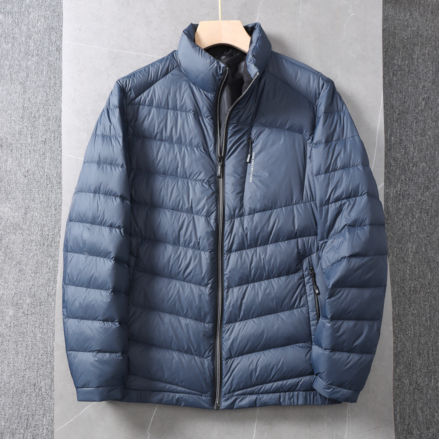 Lightweight Puffer Jacket 3