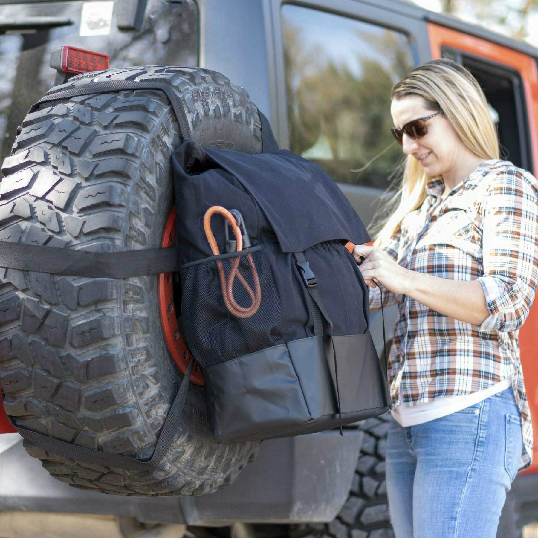 Overland Spare Tire Trash Bag For Tools, Gear, And Camping 2