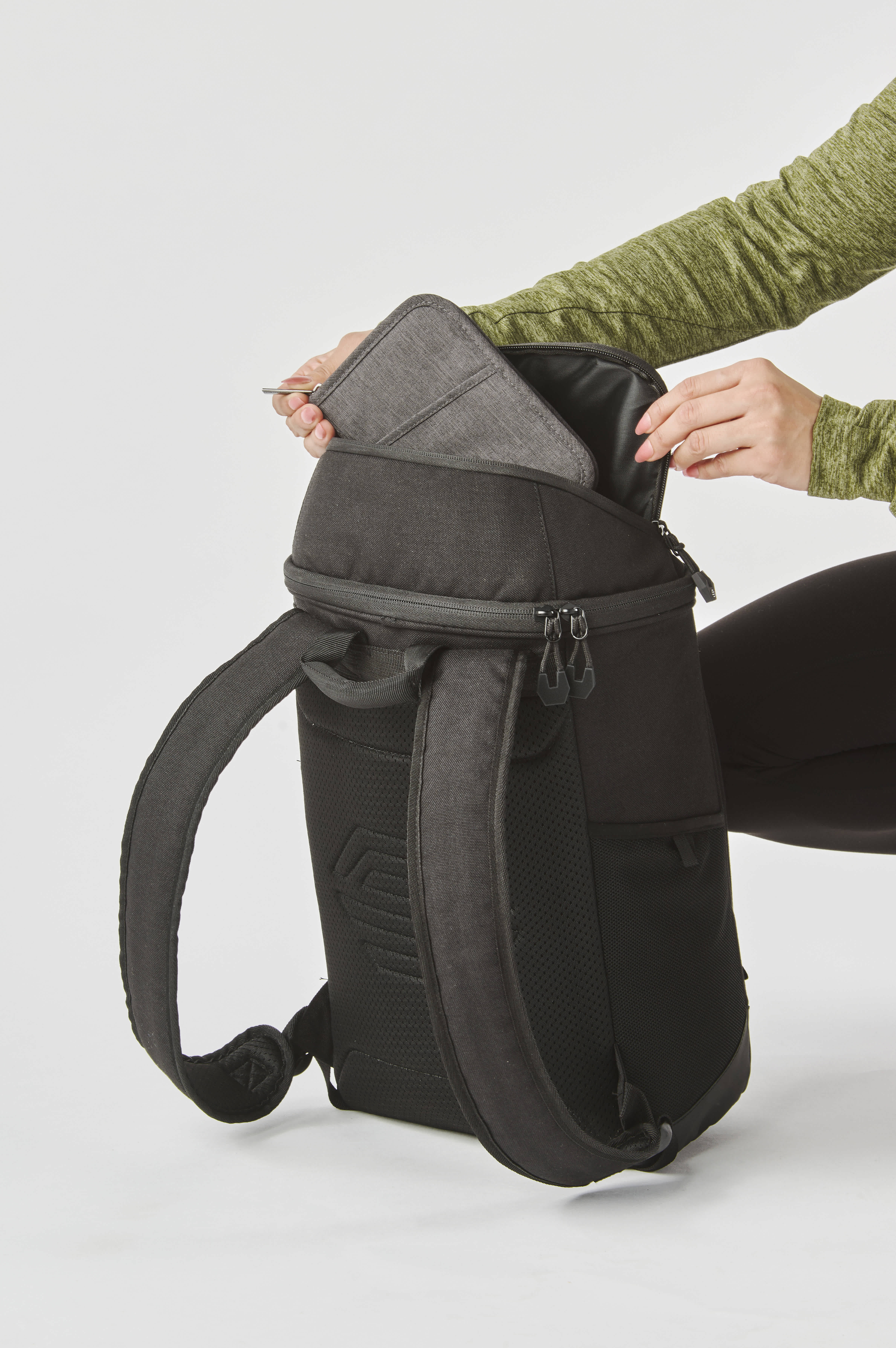 Stormtech Decorated Sample Aquarius 24 Cooler Backpack