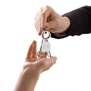 Charming Dual Window House Shaped Keychain 13