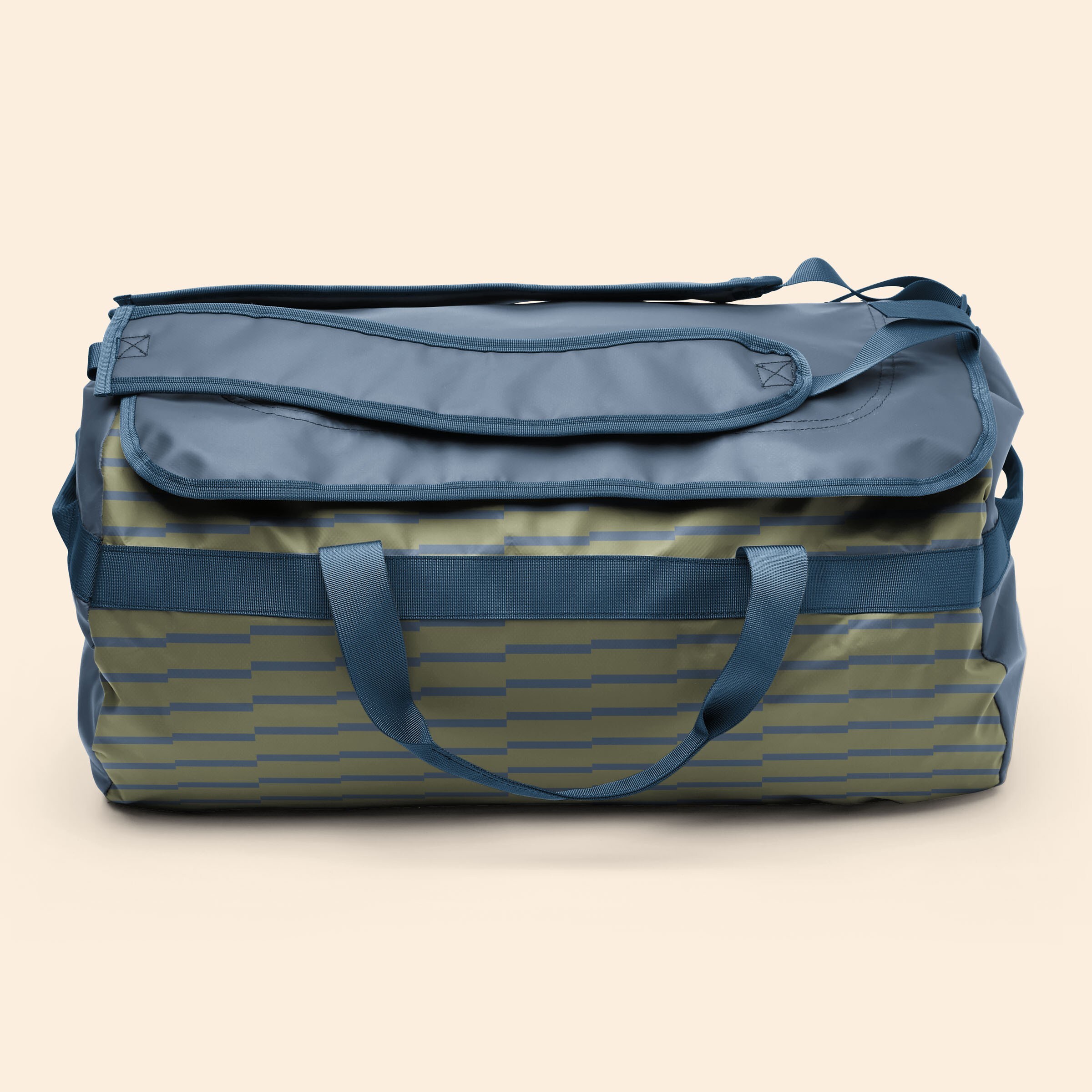 LARGE TRAVELER - TARPAULIN 4CP SS ONE LOCATION IMPRINT - LEFT OF CENTER