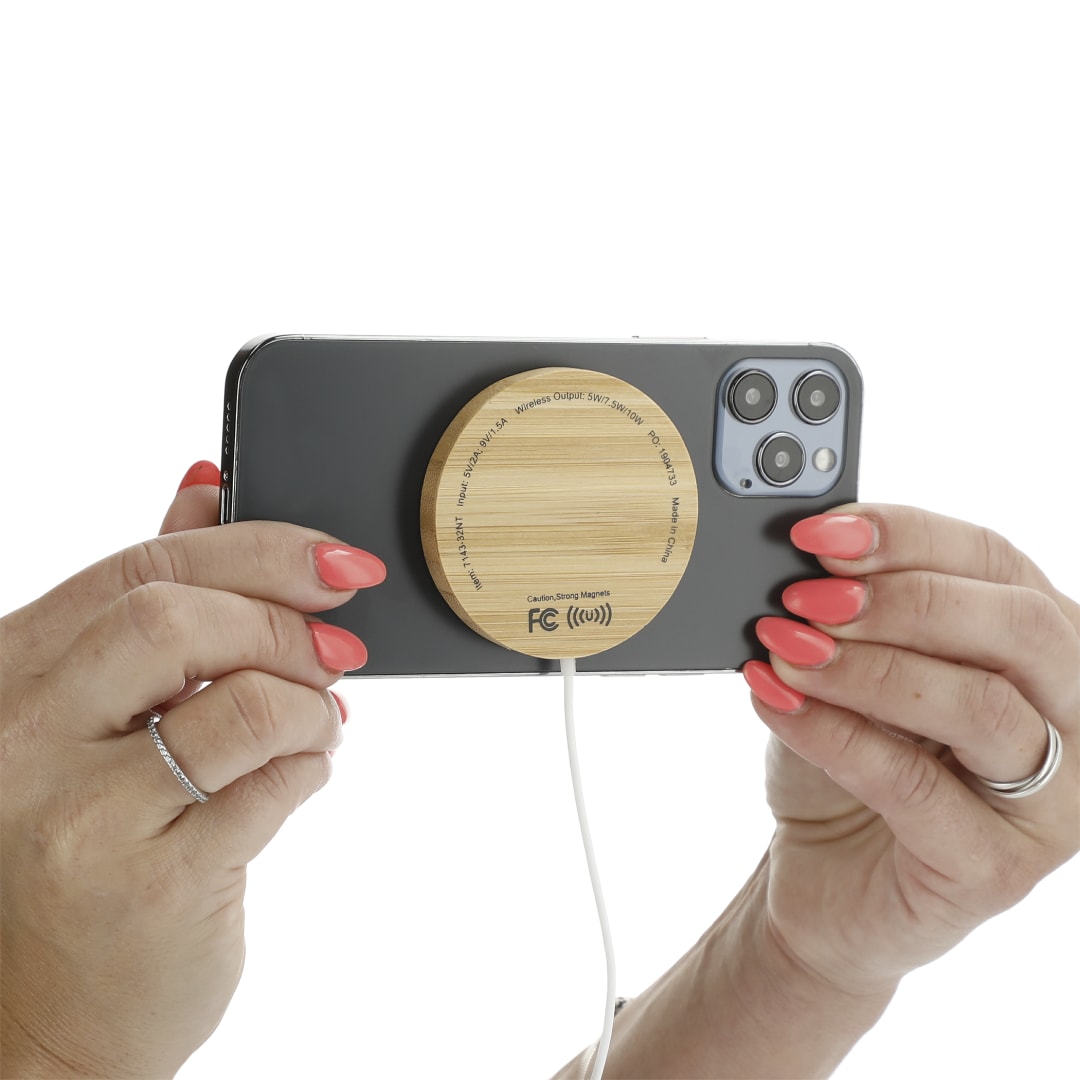 FSC® 100% Bamboo MagClick™ Fast Wireless Pad 35