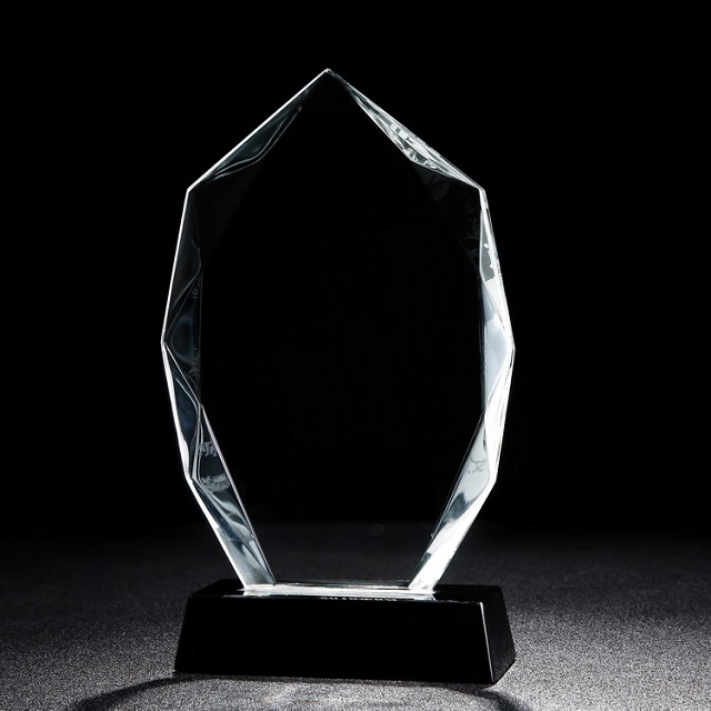 Crystal Trophy A19-167 2