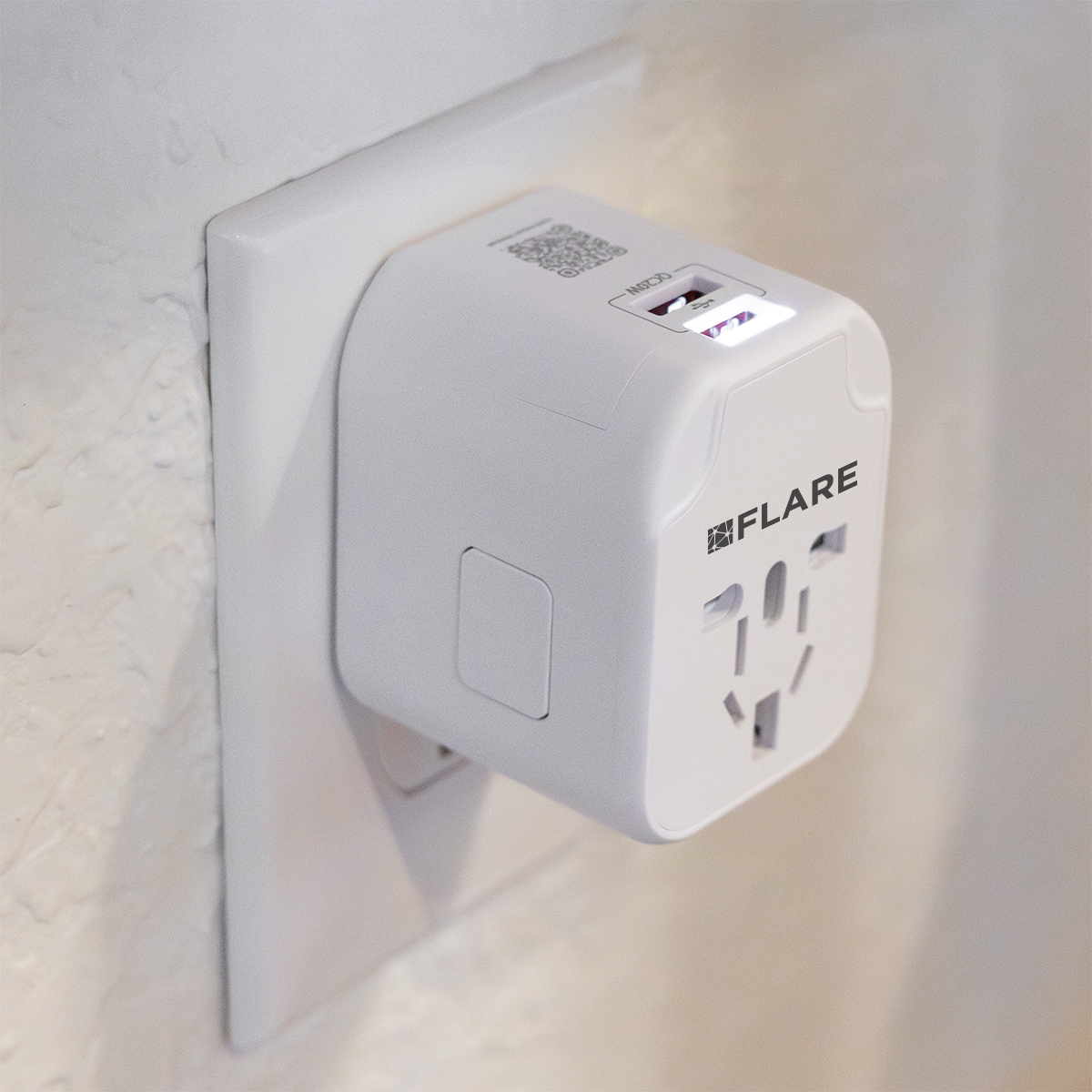 International Travel Adapter 1