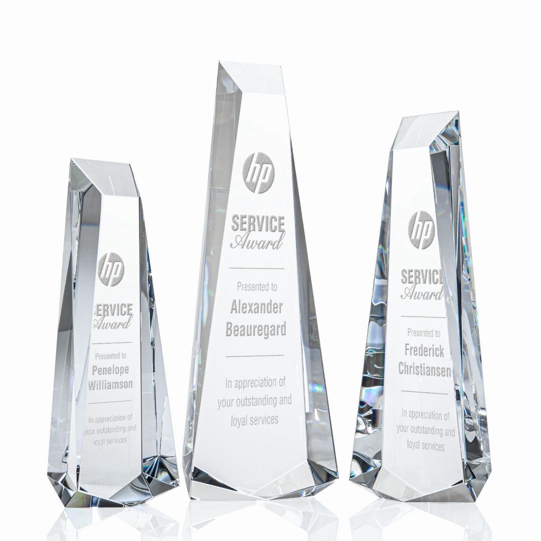 Rustern Obelisk Award on Base - Green