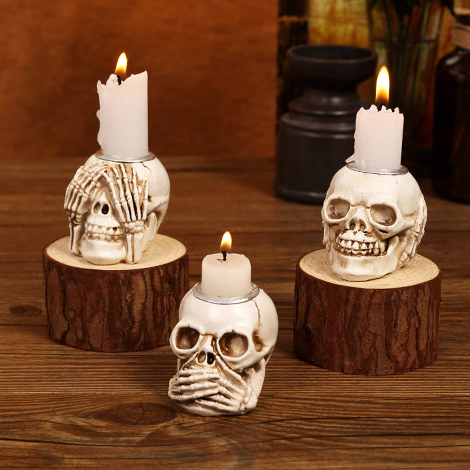 Resin skeleton candle holder four-piece set 3