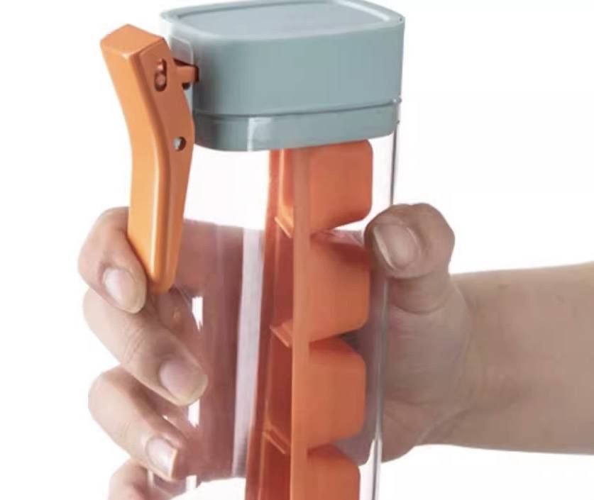 Small One-Hand Ice Cube Mold 5