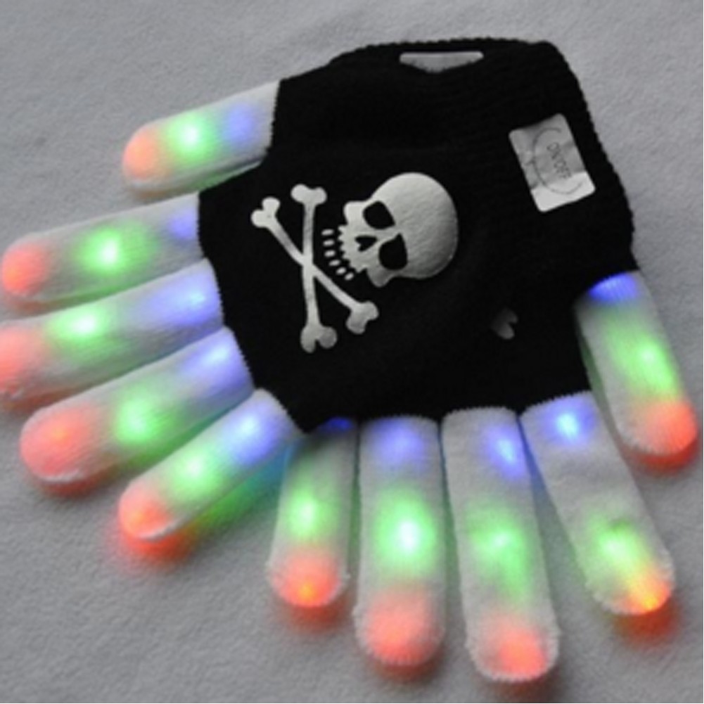 One Pair Led Skull Flash Gloves 2