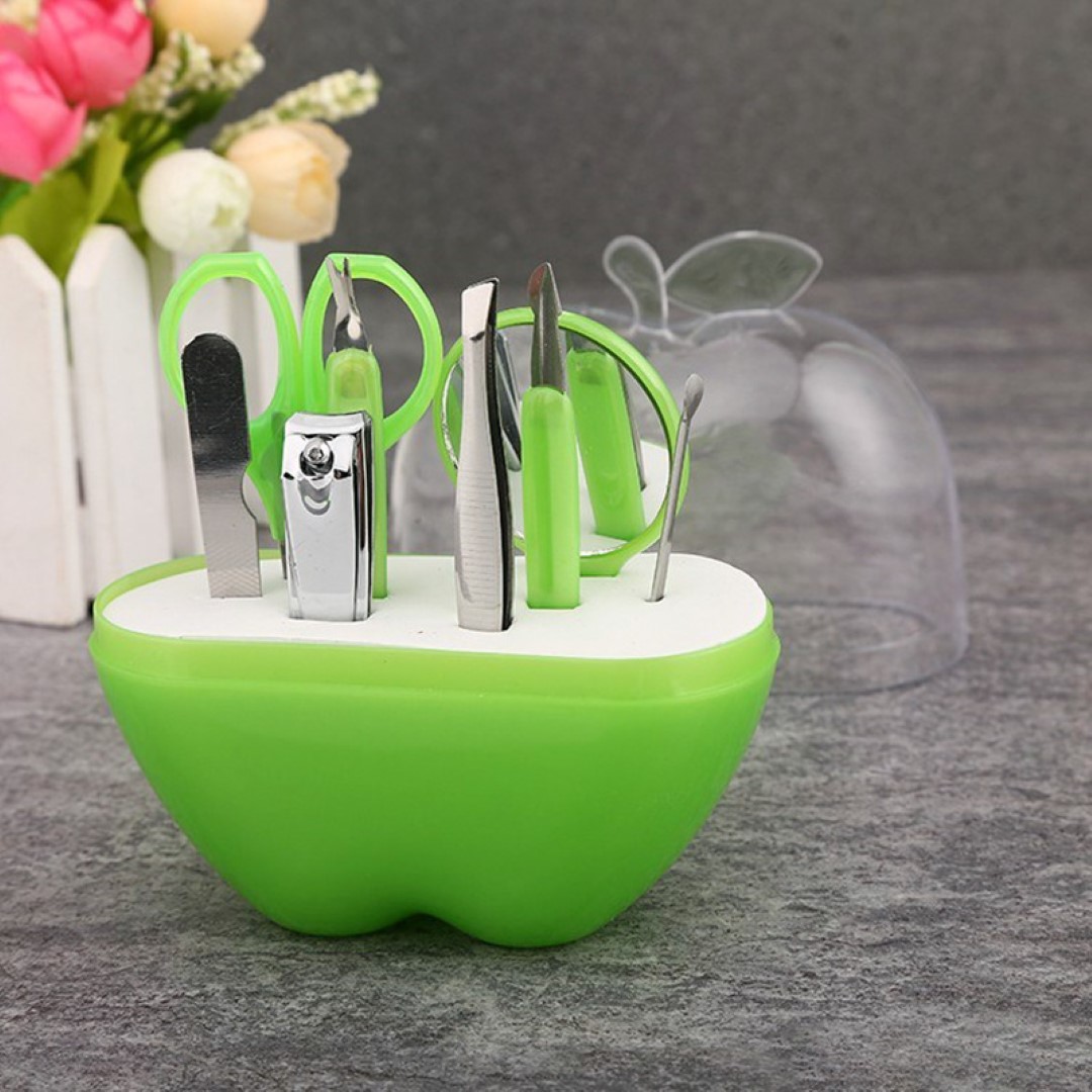 Apple Shape 9 Piece Manicure Set 3