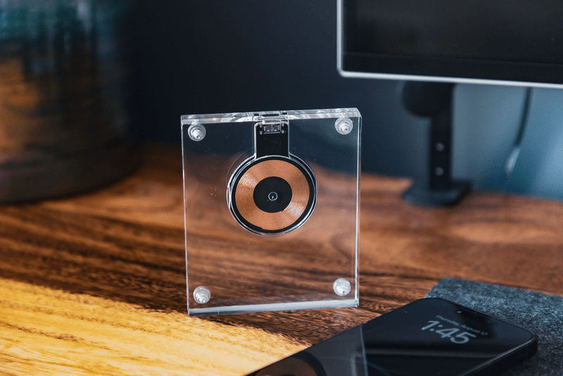 Clear Wireless Charger 17