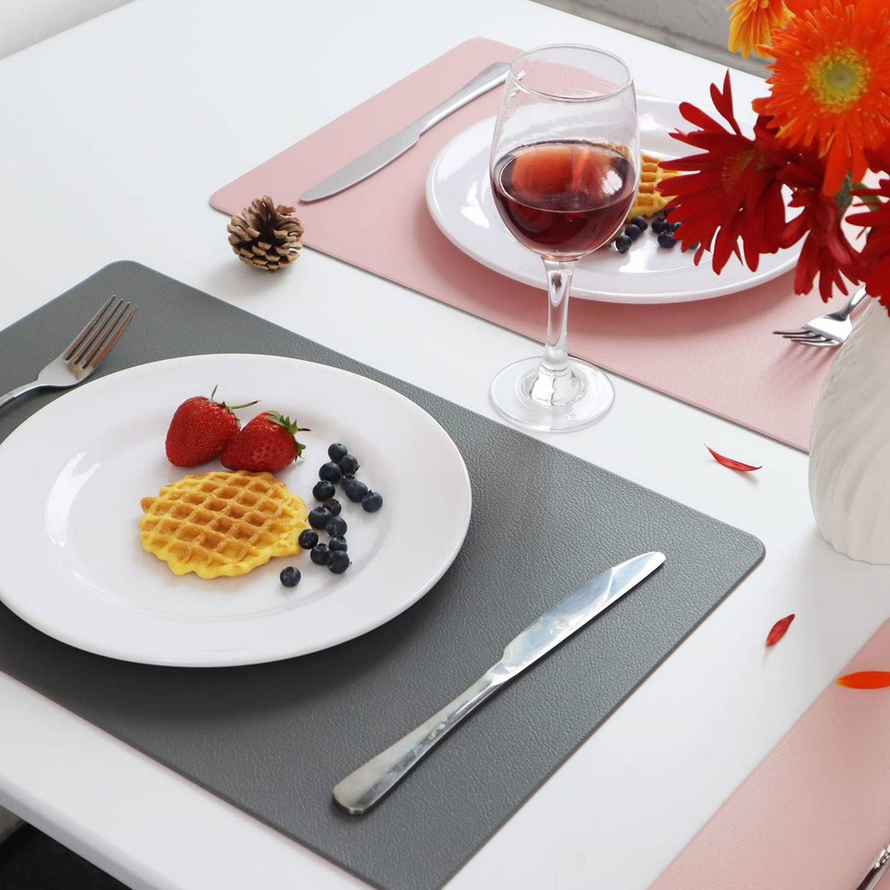 Non-Slip Heat-Resistant Leather Placemats 1
