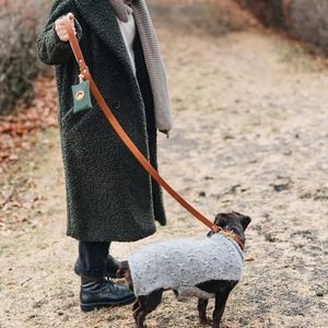Portable Waist Hanging Pet Bag Dispenser 2