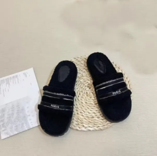2024 DIUR Ladies Luxury Embroidered Non-Slip Slippers 1