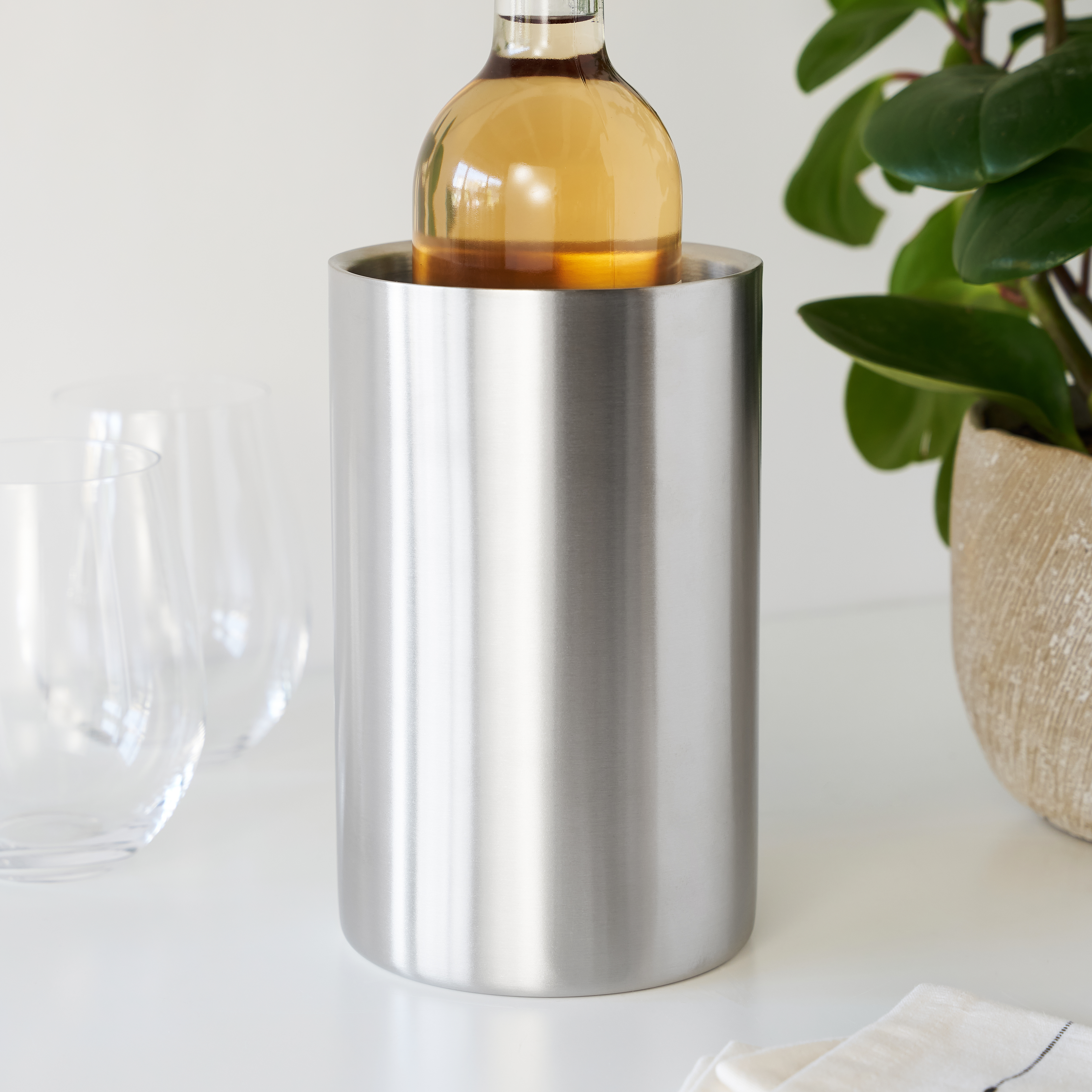 True® Palisade Wine Bottle Chiller 5