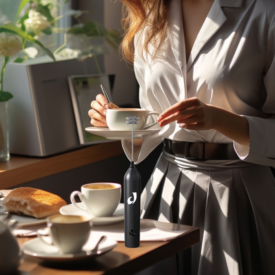 CafePro Electric Milk Frother – Rechargeable with 3 Speed Settings 3