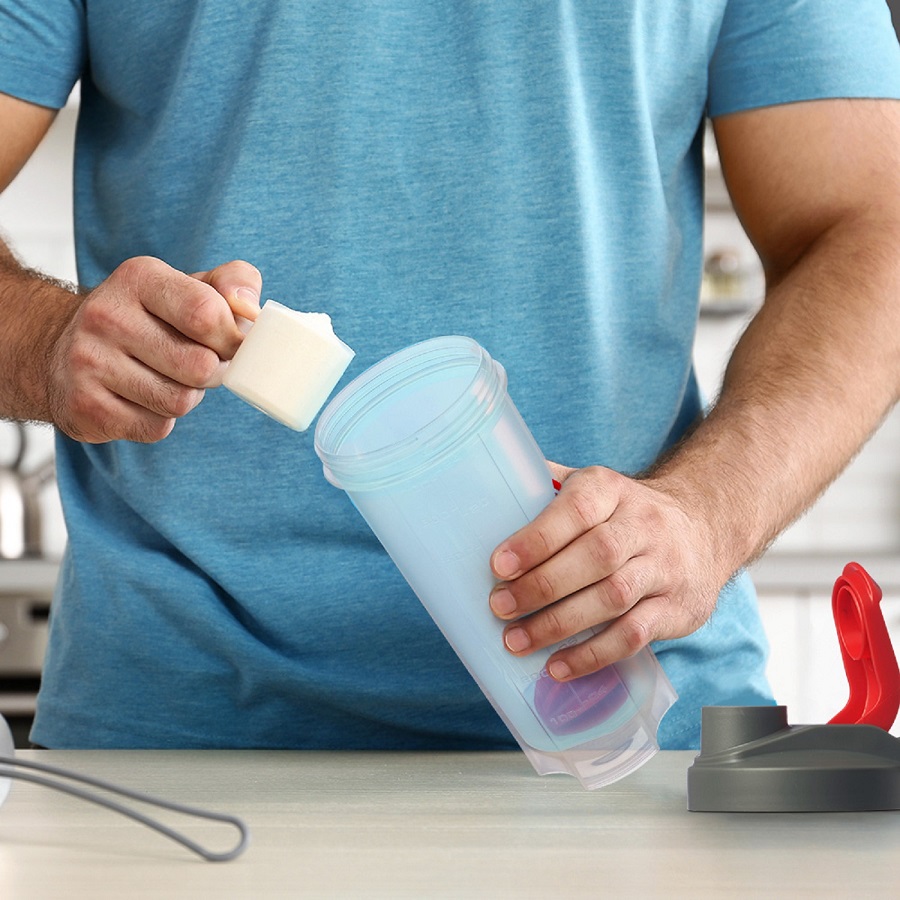 Plastic Shake and Mix Bottles 24 oz. 17