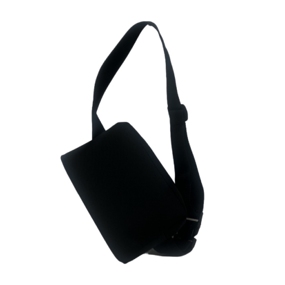 USA Made 600D Poly Cross Over Fanny Pack 3