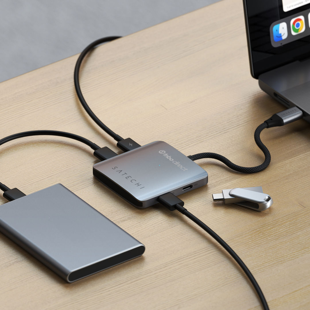 SATECHI® 4-Port USB-C Hub w/PD 4