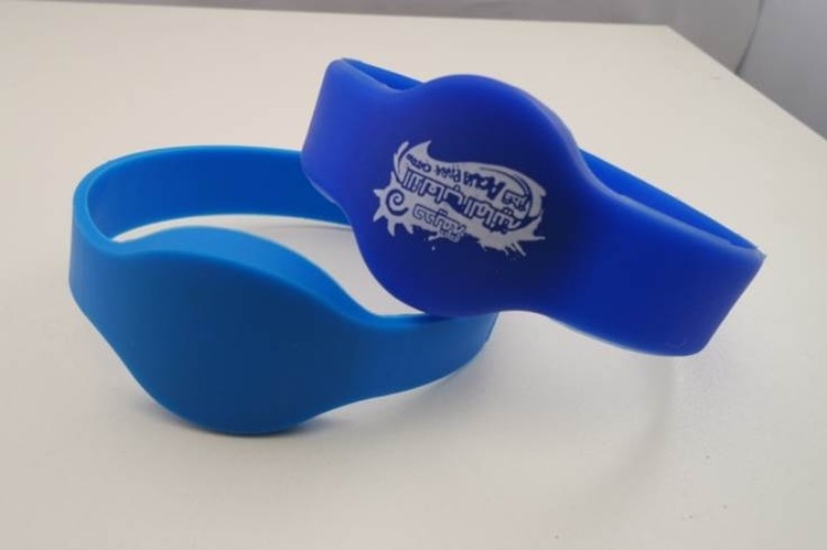 Promotional Gifts Rubber Silicon Bracelet / Custom Silicon Wrist Band / Silicon Wristband 2