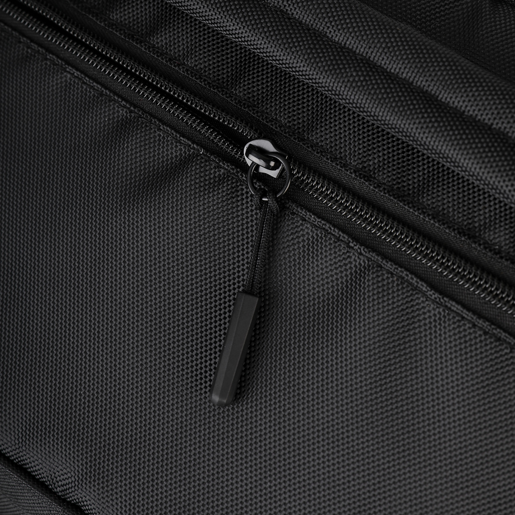 Igloo® MaxCold® Evergreen 24-Can RPET Backpack 8