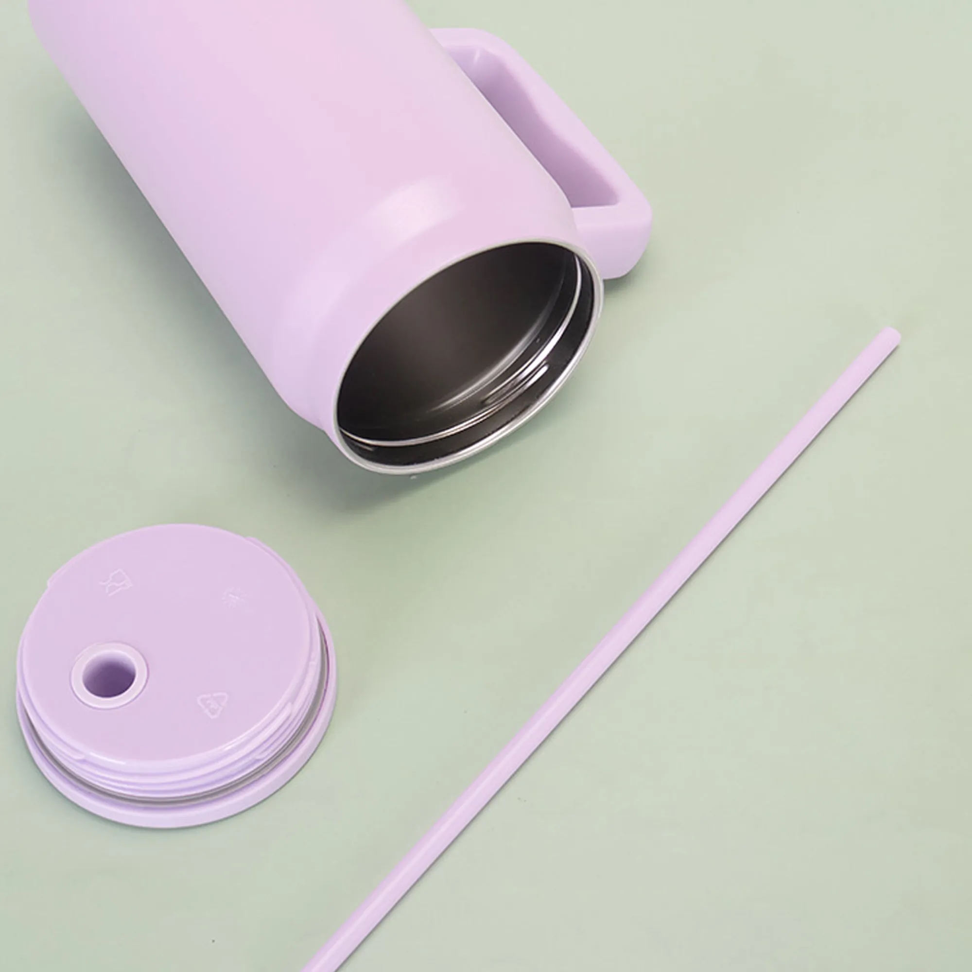 50oz Straw Lid Insulated Cup With Handle 2