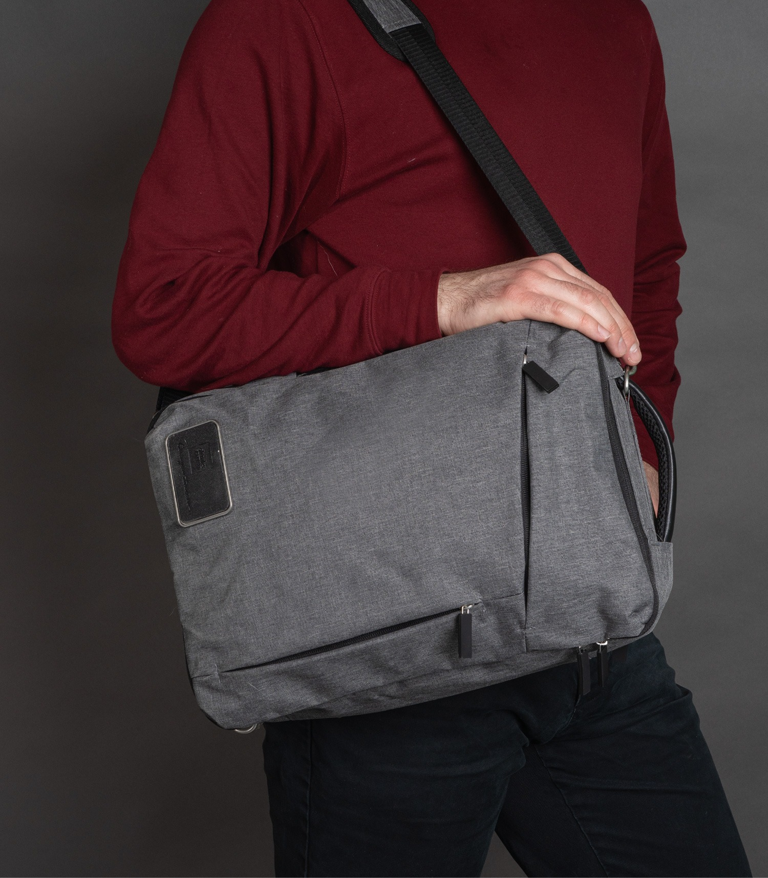The Metropolitan Messenger Backpack 3