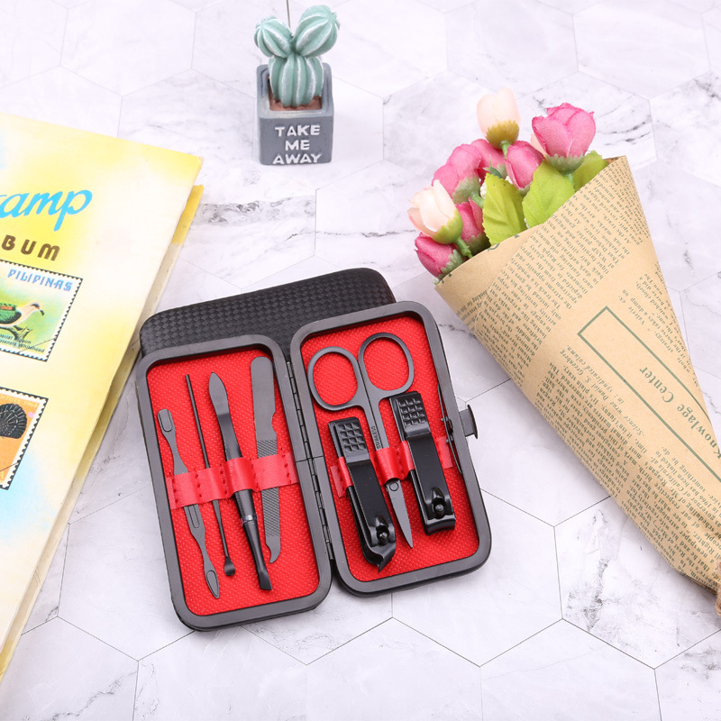 Professional 7 Pieces Manicure Set 1