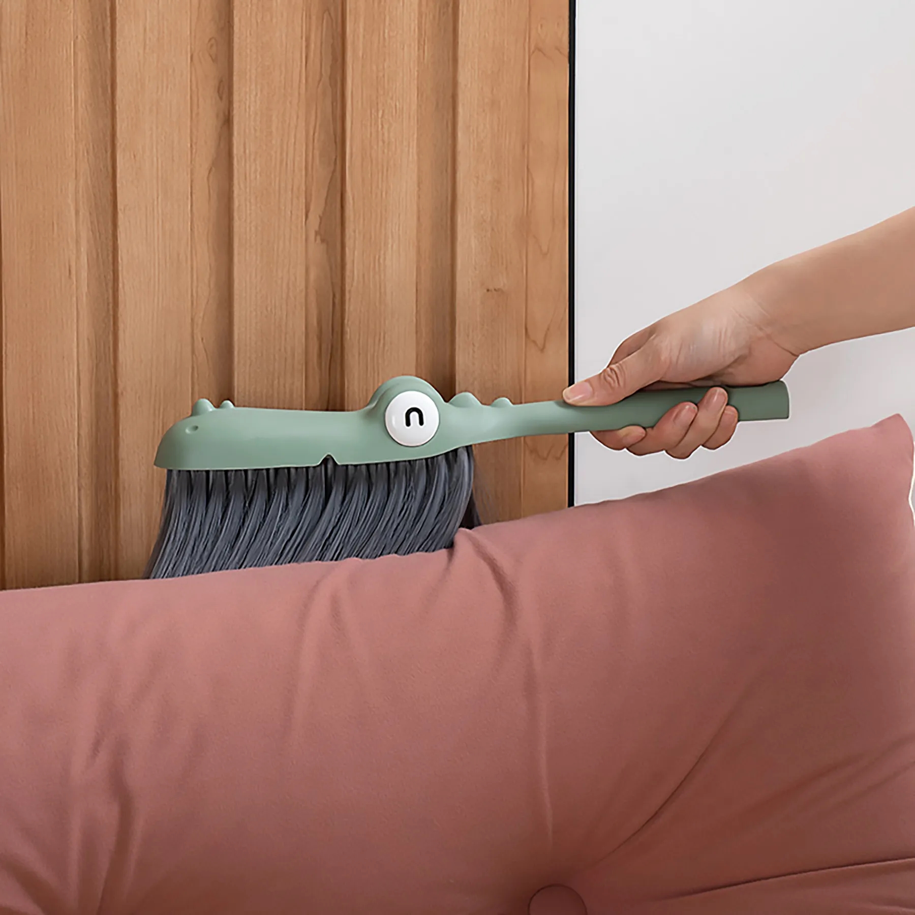 Plastic Cute Cleaning Soft Bristle Brush 9