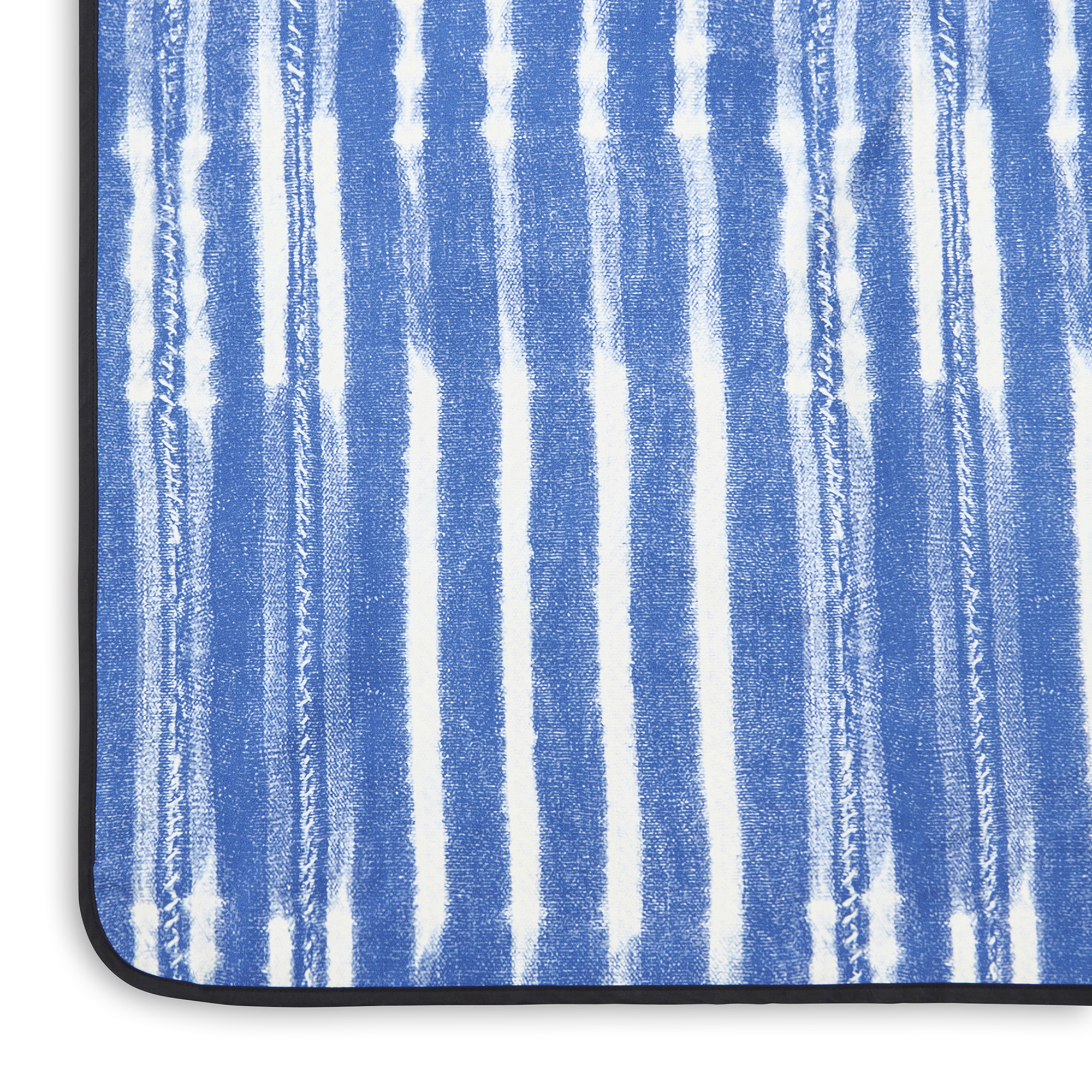 Slowtide® Quick Dry Picnic Blanket 2
