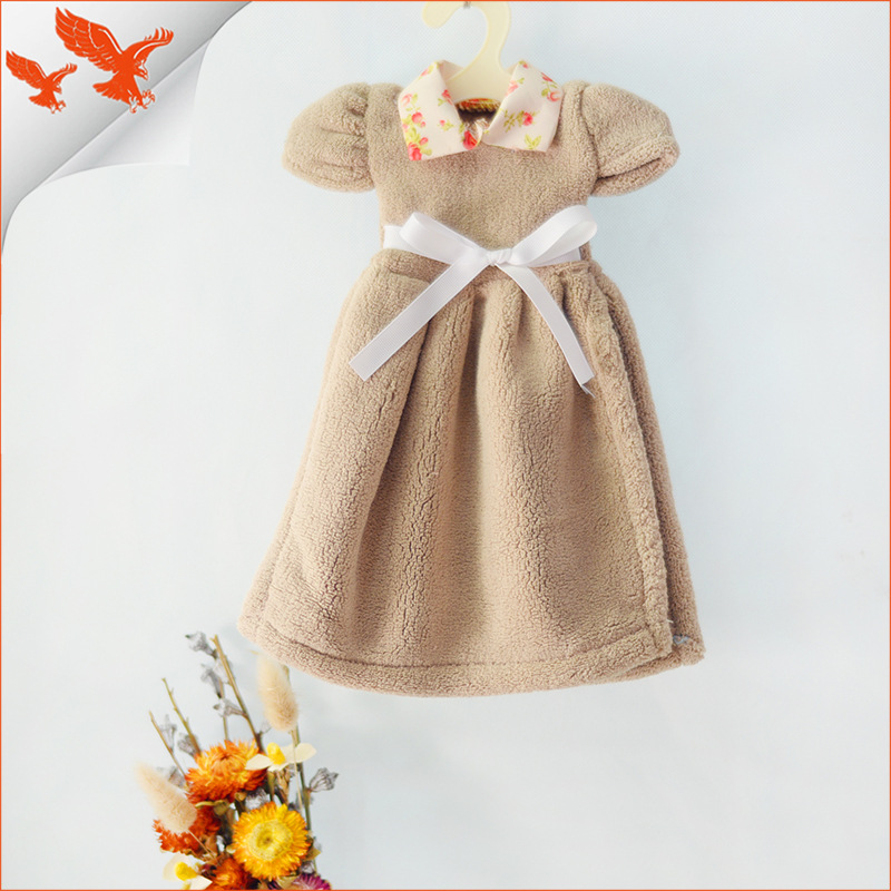 Cute Fuzzy Fleece Skirt Children Hand Towel 2