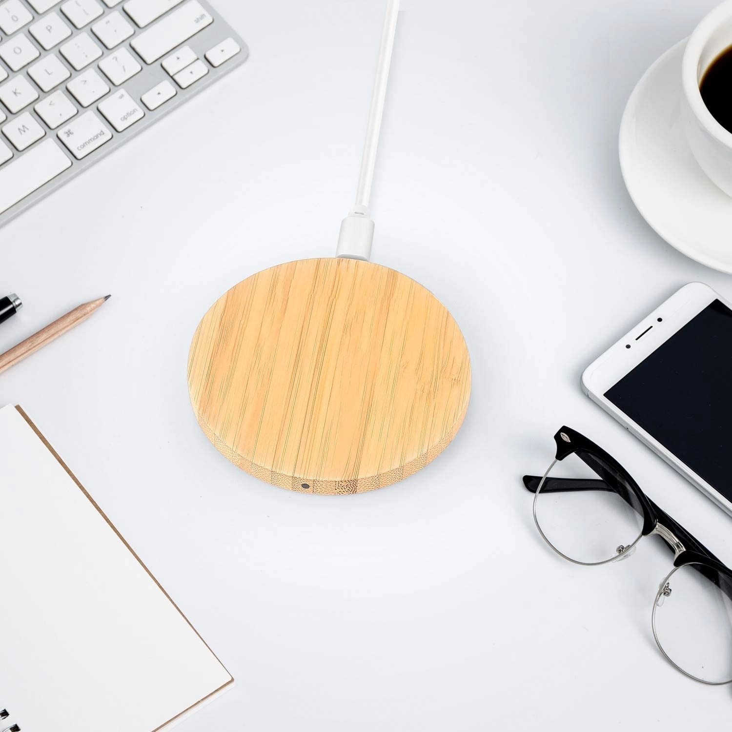 10W Bamboo Wood Fast Wireless Charger 1