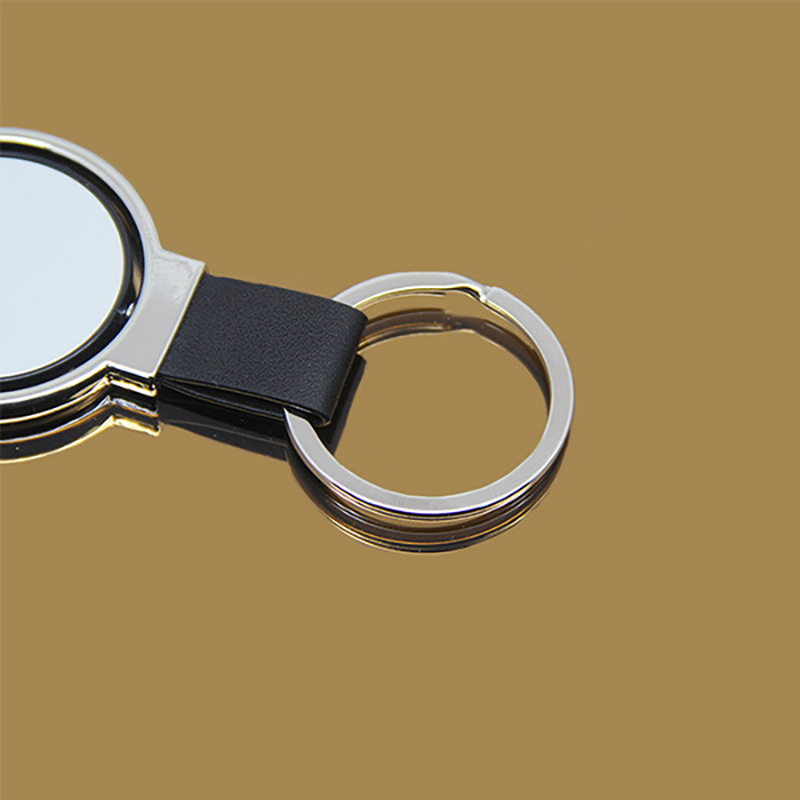 Creative Key Chain with Rotatable Metal Tag 2