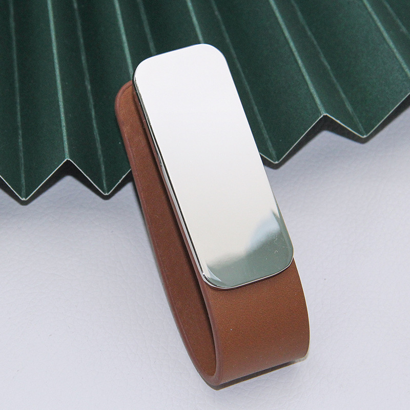 Leather Key Buckle with Metal Tag 5