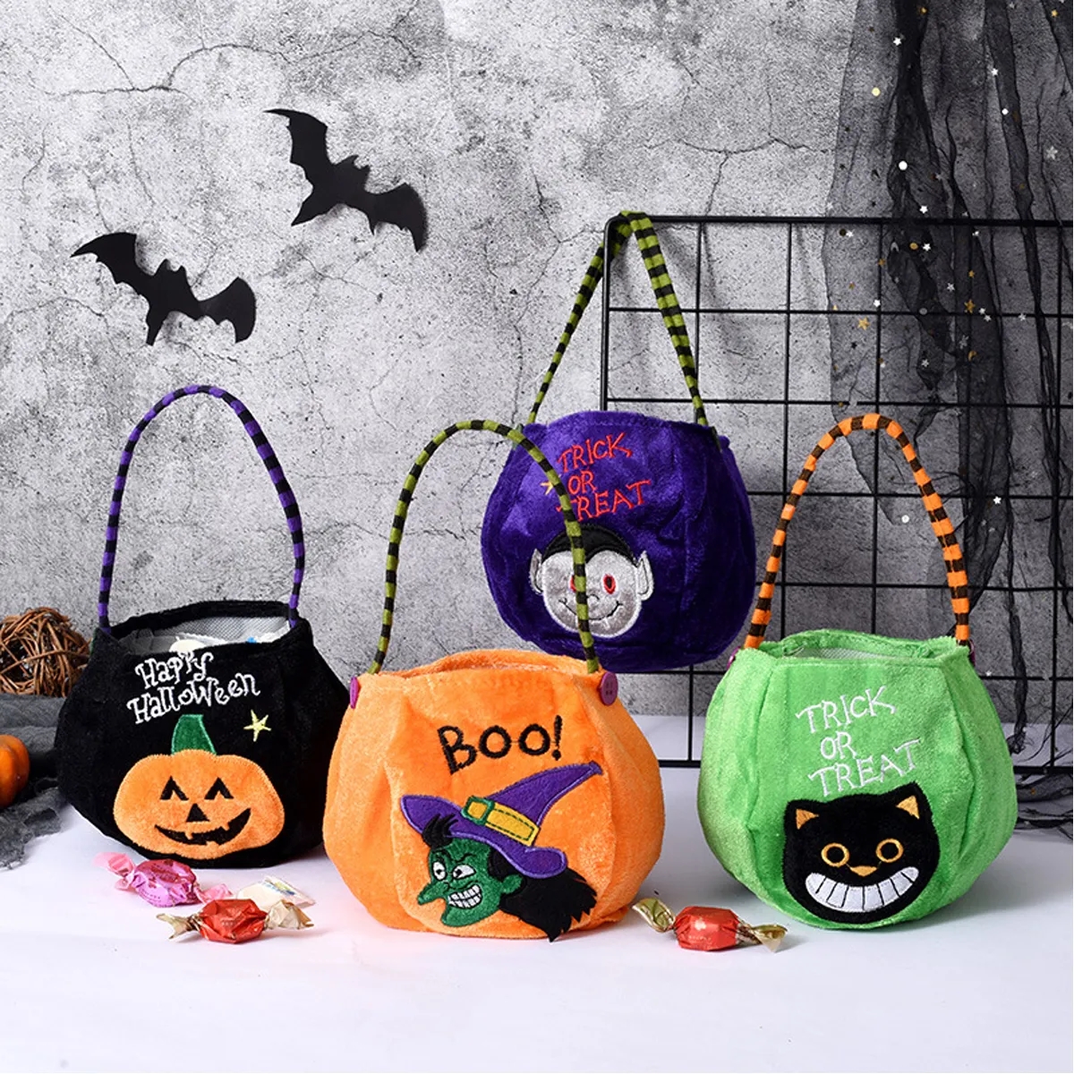 Treating Party Favor Candy Bags for Halloween 3