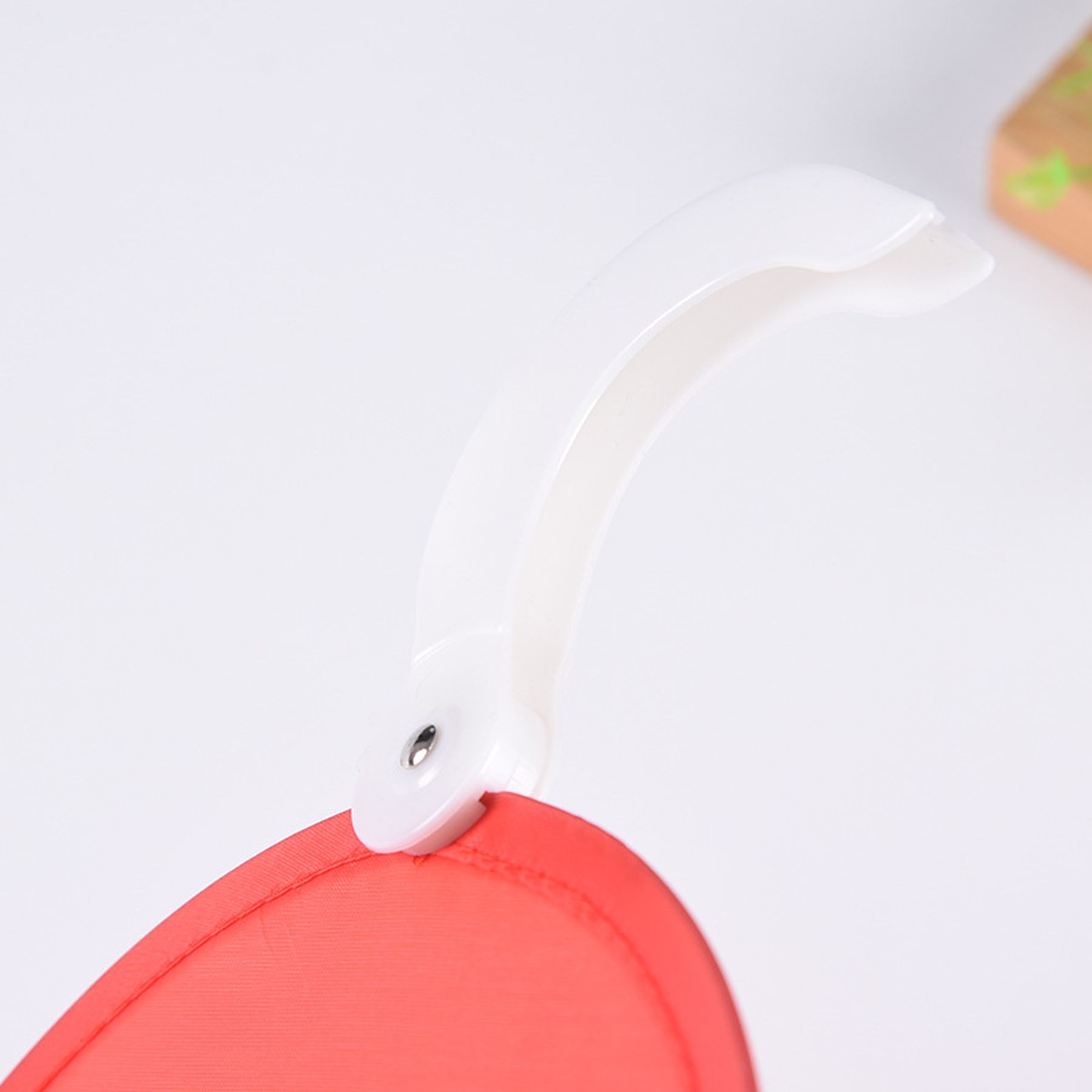 Foldable Flying Disc Handheld Fans With Storage Pouch 3