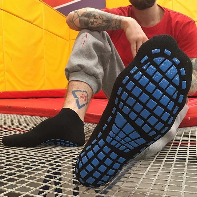 Anti Slip Grip Crew Socks 1